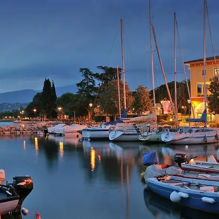 Vela D'oro ***s Hotel Bardolino