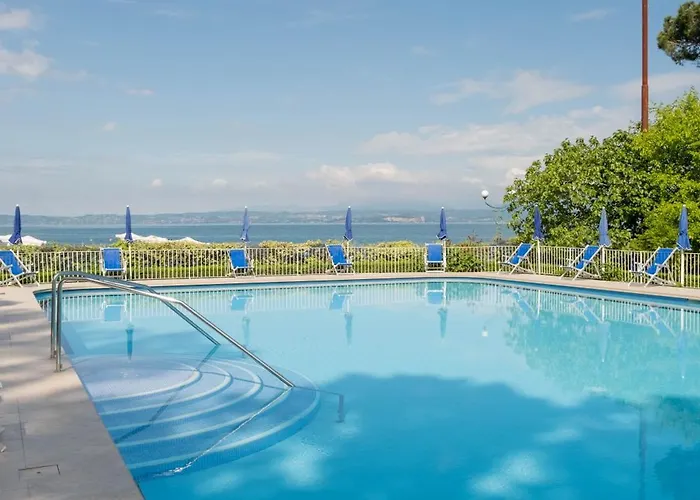 호텔 Vela D'oro ***s 3*